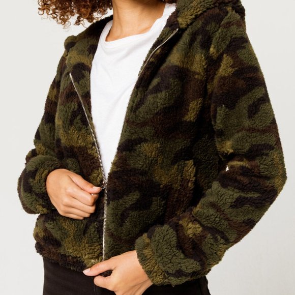 Tops - Ultra Soft & Cozy Sherpa Hoodie Green Brown Camo
